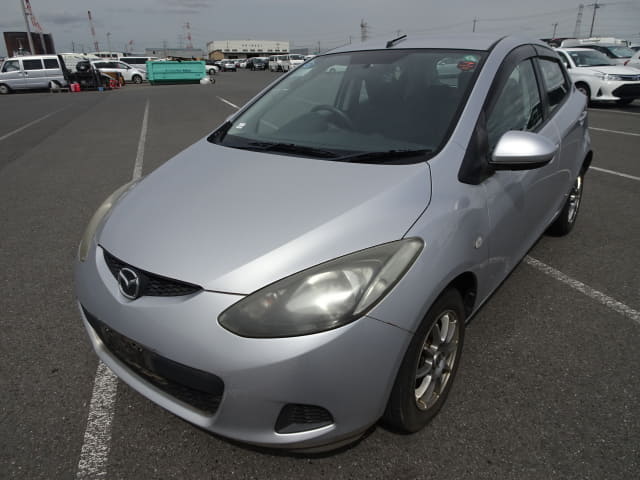 MAZDA Demio