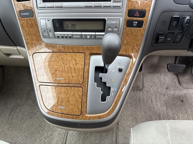 TOYOTA Alphard thumbnail 57