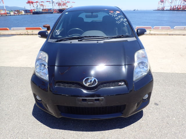 TOYOTA Vitz thumbnail 8