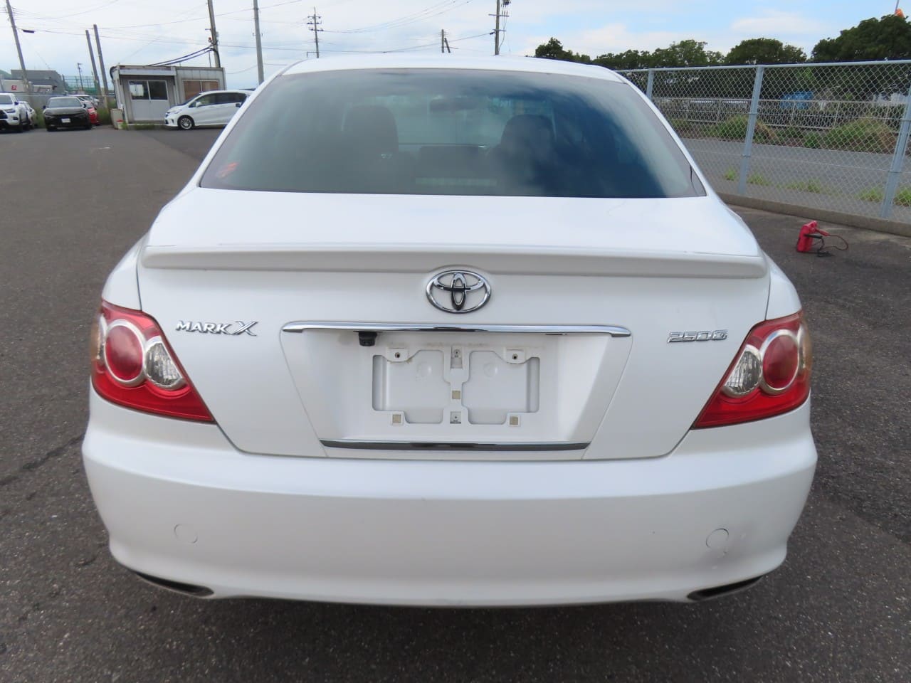 2009 Toyota Mark X JDM car for sale — photo 4 of 25