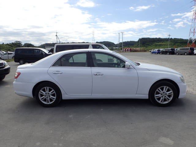 TOYOTA Mark X thumbnail 6