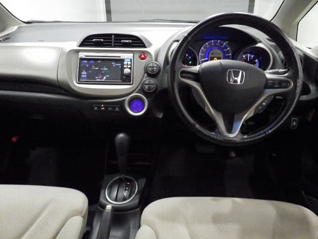 HONDA Fit Hybrid thumbnail 3