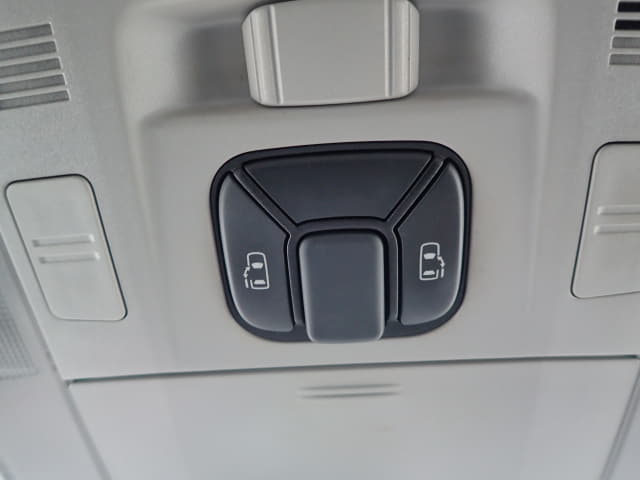 TOYOTA Vellfire thumbnail 44