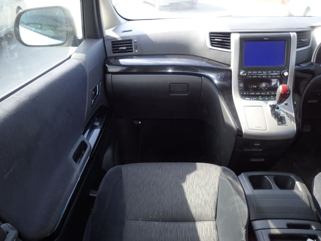 TOYOTA Alphard thumbnail 34