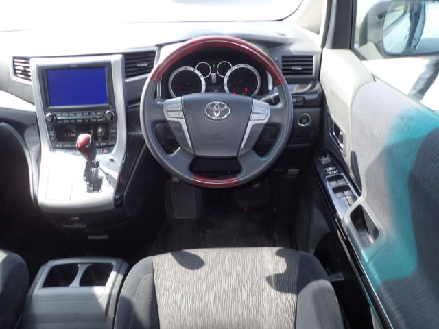 TOYOTA Alphard thumbnail 33