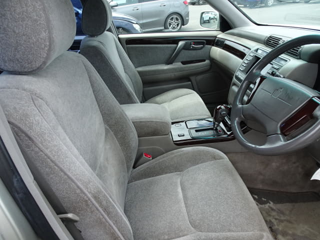 TOYOTA Crown thumbnail 25