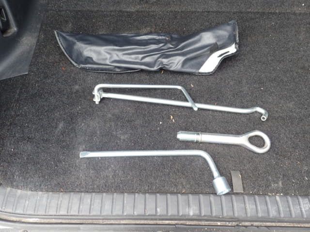 TOYOTA RAV4 thumbnail 30
