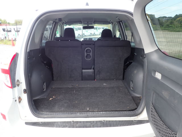 TOYOTA RAV4 thumbnail 28