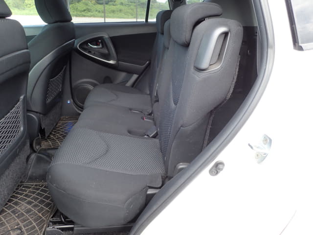 TOYOTA RAV4 thumbnail 27