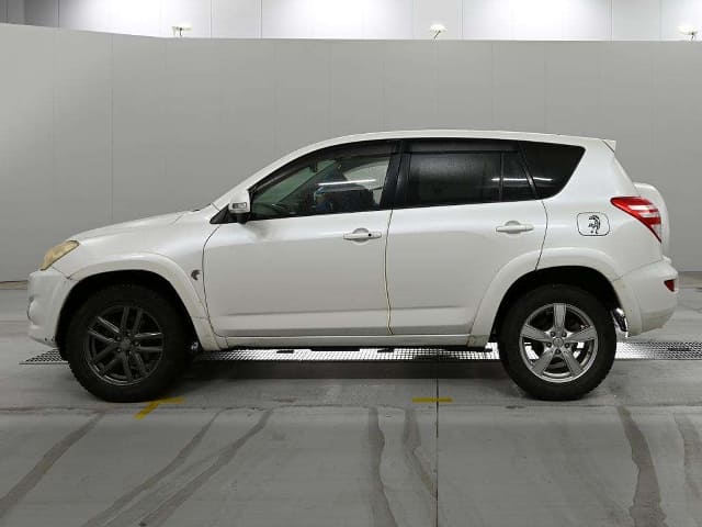TOYOTA RAV4 thumbnail 57