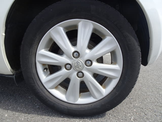 TOYOTA Vitz thumbnail 10