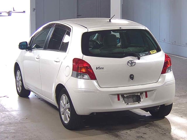 TOYOTA Vitz thumbnail 53