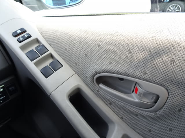 TOYOTA Vitz thumbnail 45