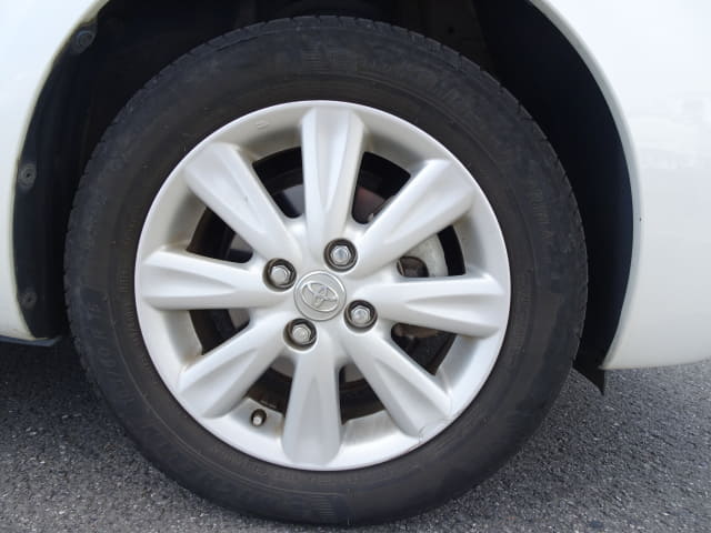 TOYOTA Vitz thumbnail 12