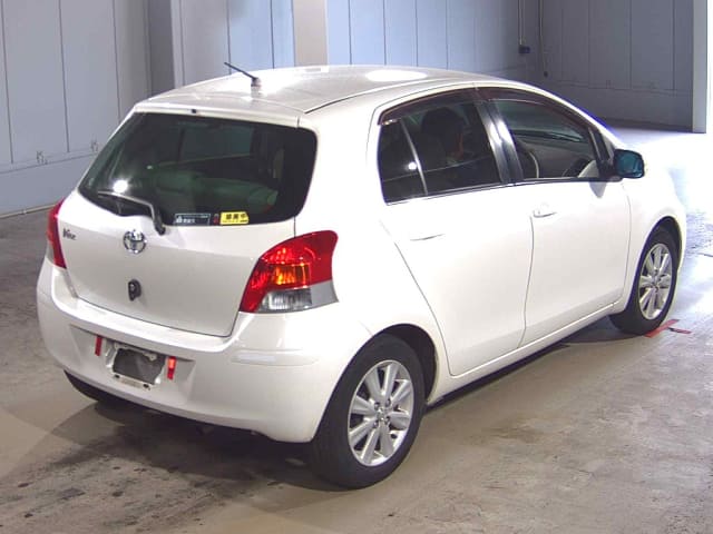 TOYOTA Vitz thumbnail 52