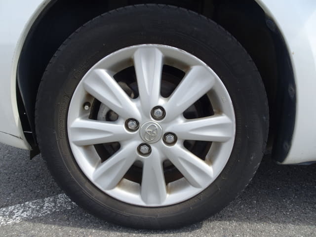 TOYOTA Vitz thumbnail 9