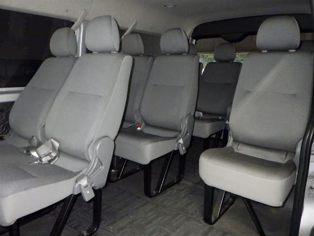 TOYOTA Hiace Wagon thumbnail 4