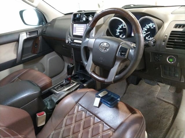 TOYOTA Land Cruiser Prado thumbnail 52