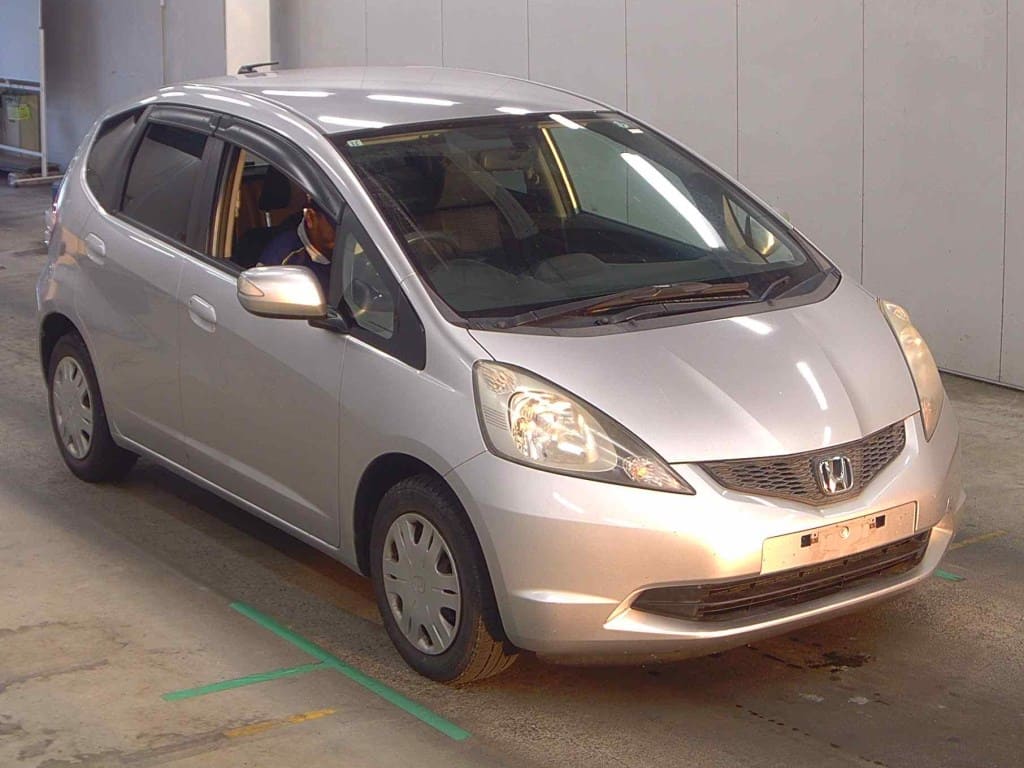 2007 Honda Fit JDM car for sale — photo 4 of 6