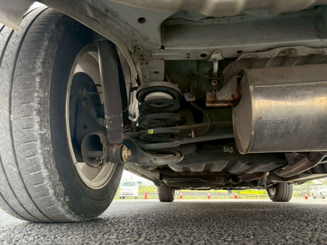 TOYOTA Voxy thumbnail 15