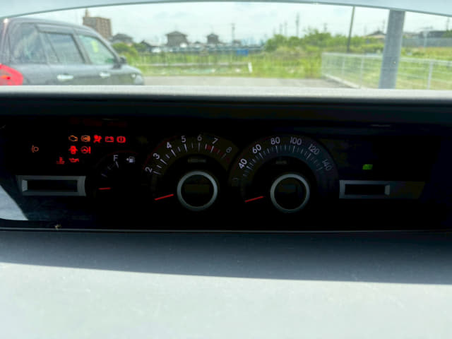 TOYOTA Voxy thumbnail 53