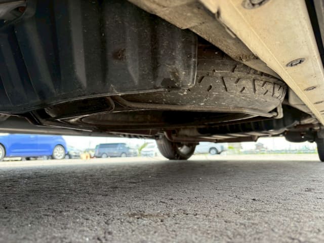 TOYOTA Voxy thumbnail 17