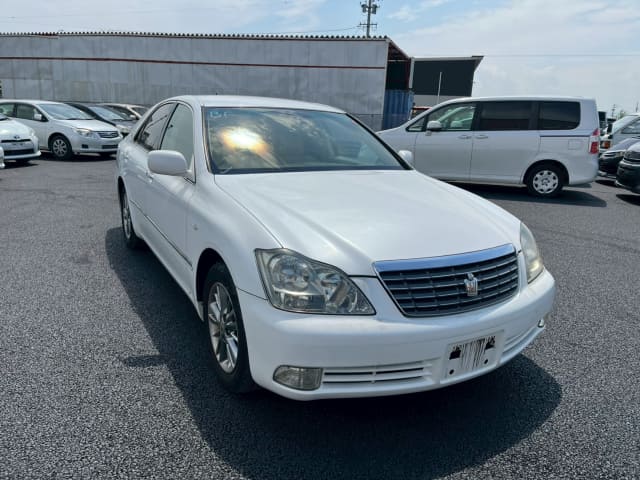 TOYOTA Crown thumbnail 7
