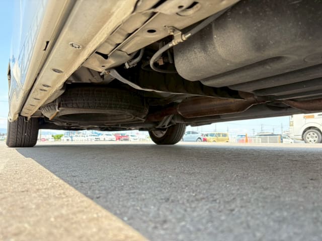 TOYOTA Voxy thumbnail 18