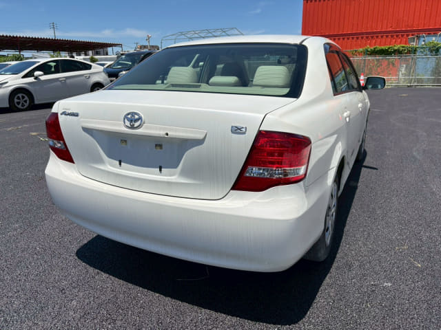 TOYOTA Corolla Axio thumbnail 5