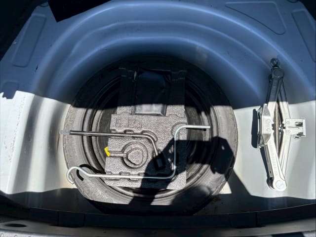 TOYOTA Corolla Axio thumbnail 29