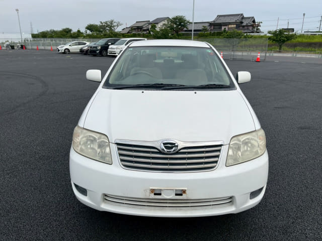 TOYOTA Corolla Sedan thumbnail 8