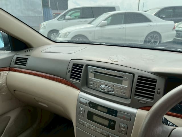 TOYOTA Corolla Sedan thumbnail 39