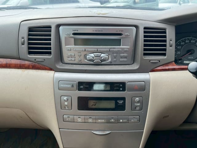 TOYOTA Corolla Sedan thumbnail 35