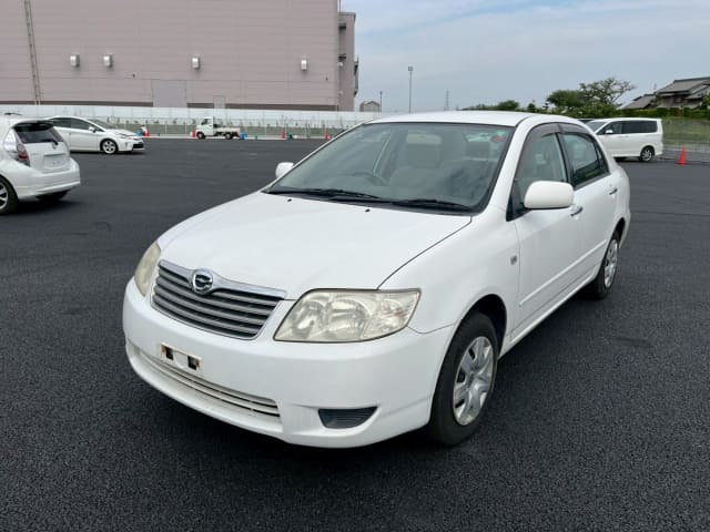 TOYOTA Corolla Sedan