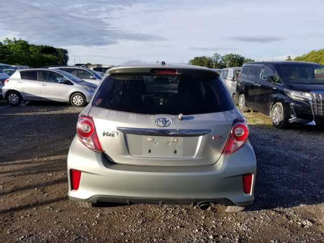 TOYOTA Vitz thumbnail 4