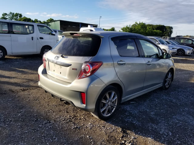 TOYOTA Vitz thumbnail 5