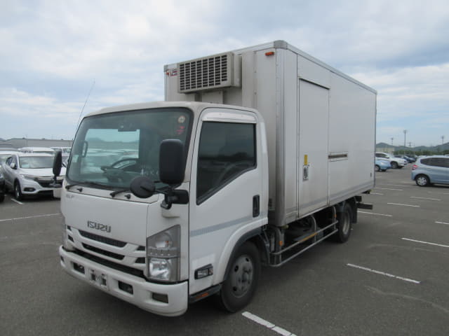 ISUZU Elf Truck