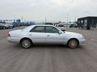 1999 TOYOTA Crown
