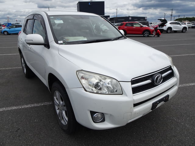 TOYOTA RAV4 thumbnail 7