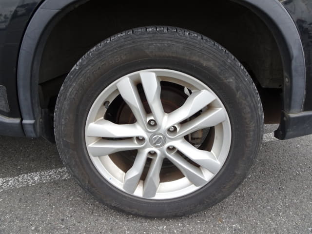 NISSAN X-Trail thumbnail 10
