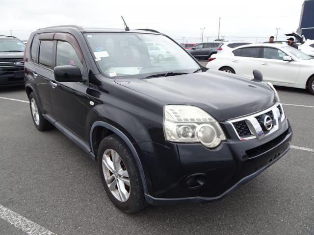 NISSAN X-Trail thumbnail 7