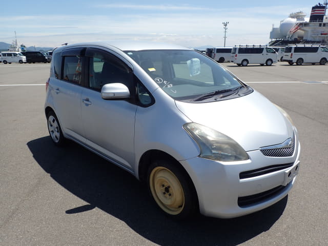 TOYOTA Ractis thumbnail 7