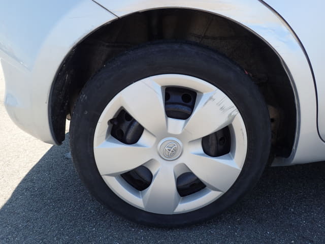 TOYOTA Ractis thumbnail 11