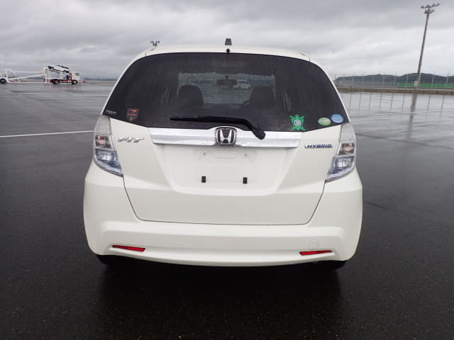 HONDA Fit Hybrid thumbnail 4