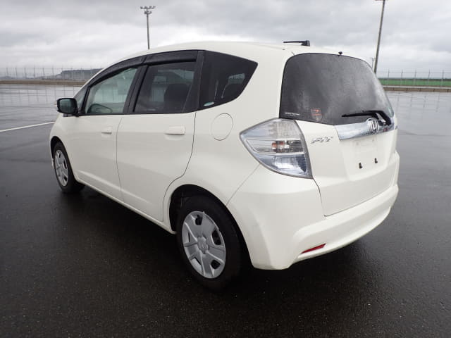 HONDA Fit Hybrid thumbnail 3