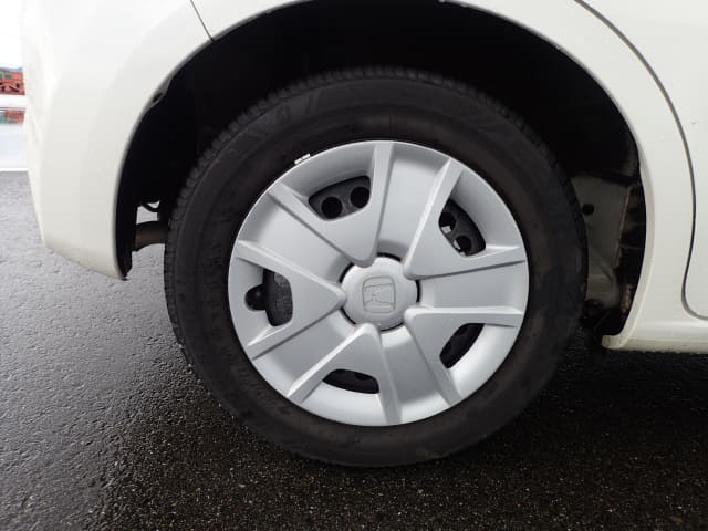 HONDA Fit Hybrid thumbnail 11
