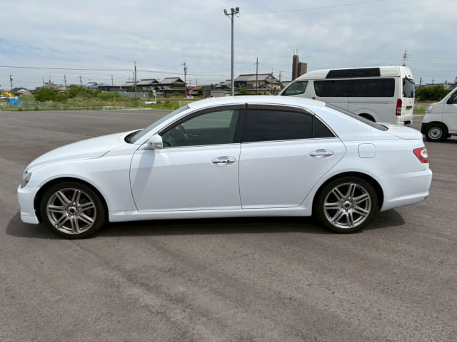 TOYOTA Mark X thumbnail 2