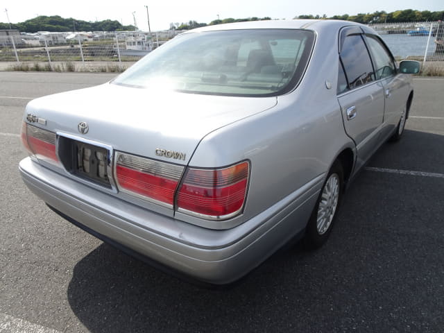 TOYOTA Crown thumbnail 5