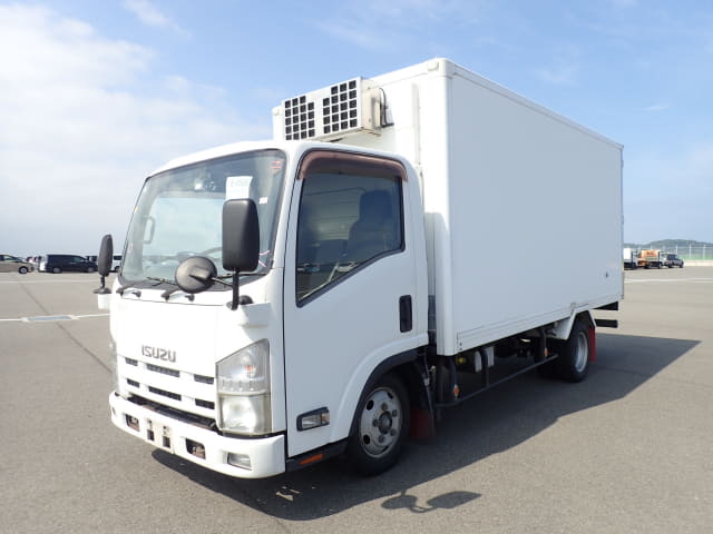 ISUZU Elf Truck