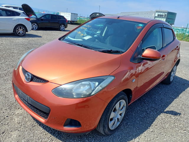 MAZDA Demio